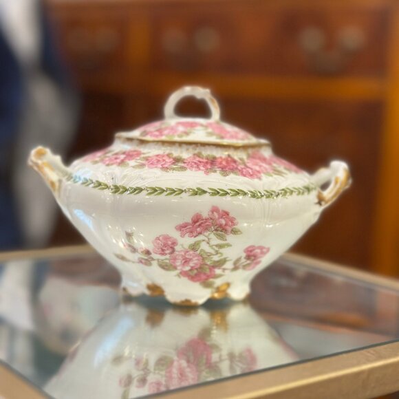 Vintage Haviland Limoges Sugar Bowl with Gold Trim Porcelain France
